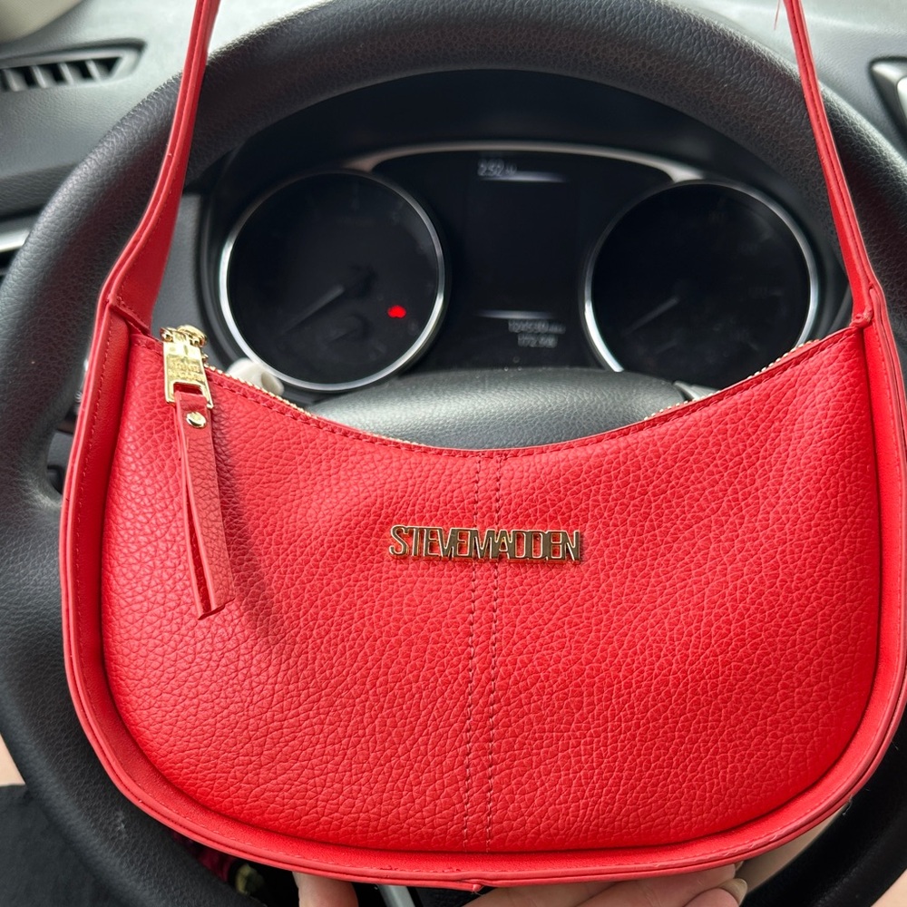 Steve Madden Red Pebbled Leather Shoulder Bag with Gold Logo